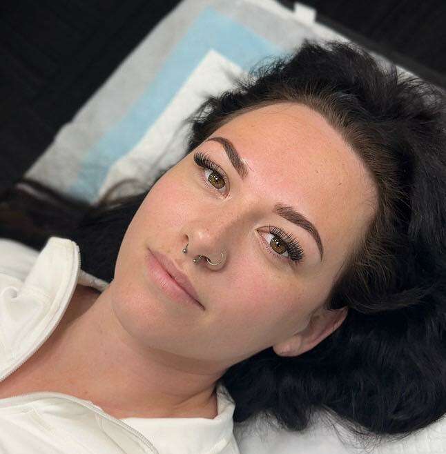 Ombre Powder Brow Semi-Permanent Make-Up